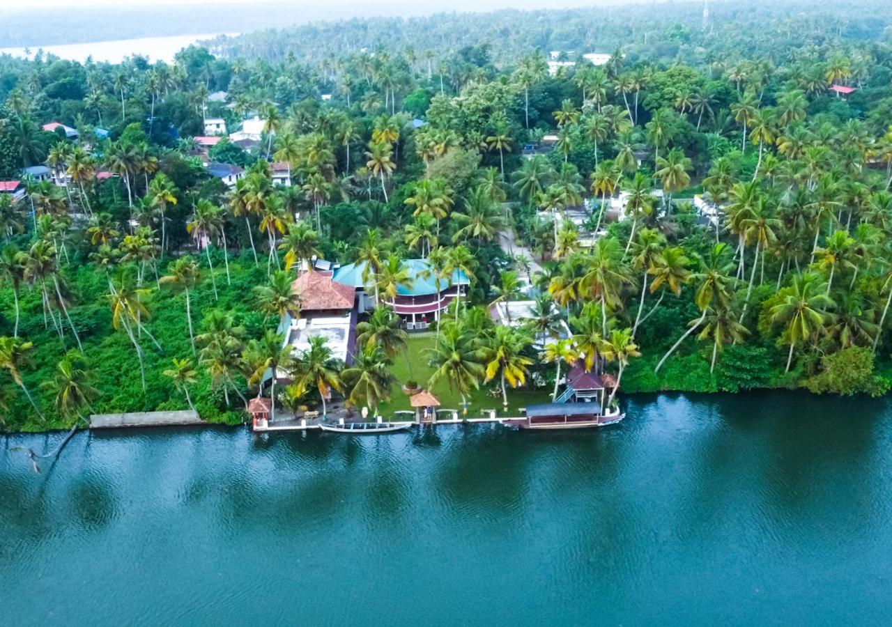 Voye Homes Majestic Retreat Resort Varkala Paravur Exterior photo